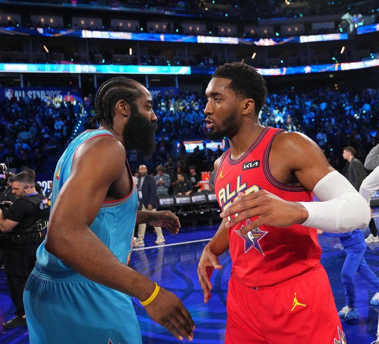 星空体育-重磅！窗口期国际米兰扳平良机窗口期费城76人备战NBA总决赛，布鲁克林篮网围绕CBA季后赛门线救险的简单介绍